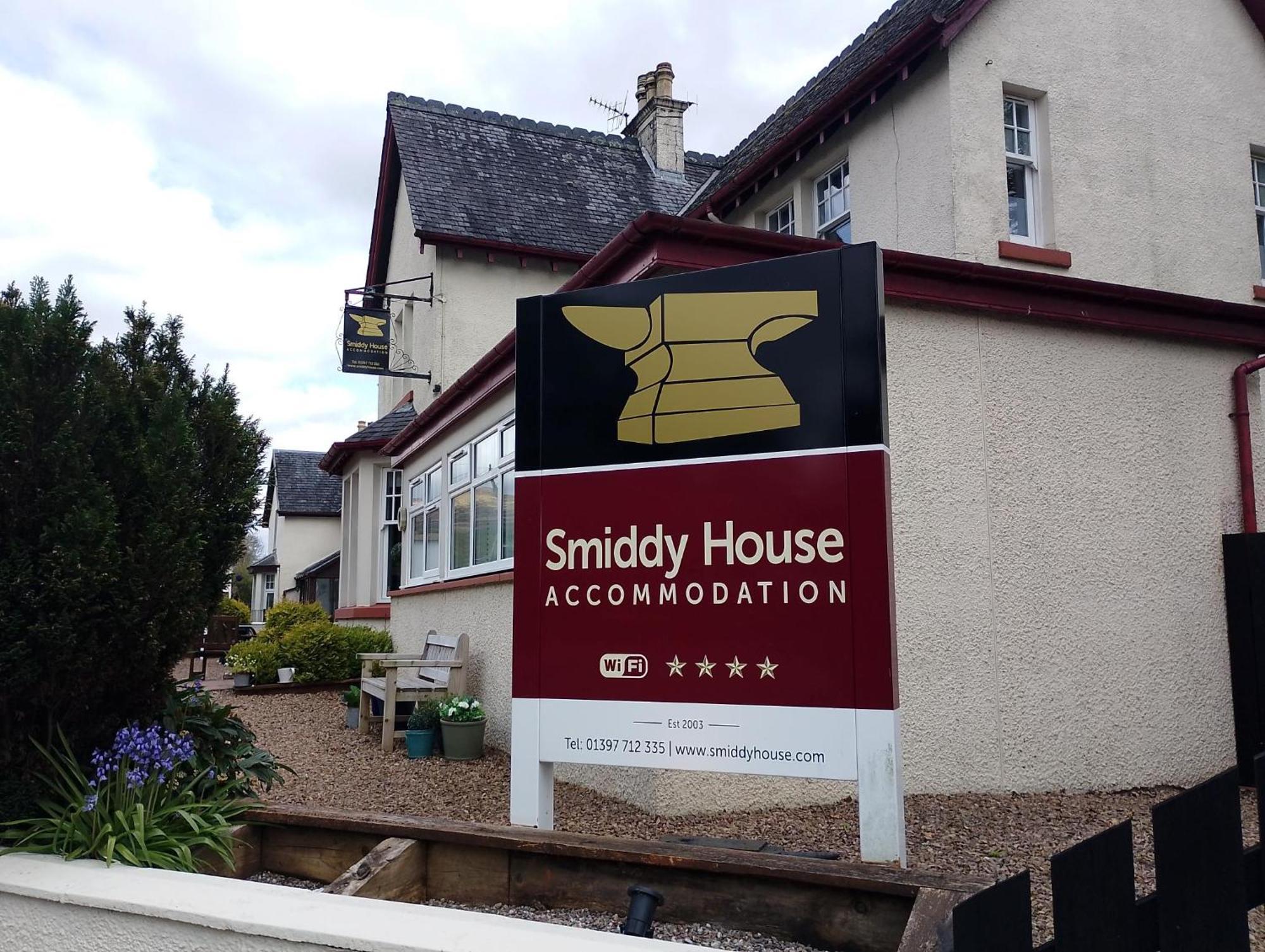 Smiddy House Acomodação com café da manhã Spean Bridge Exterior foto